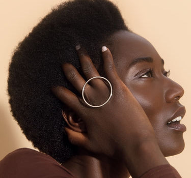 Anillo redondo de plata