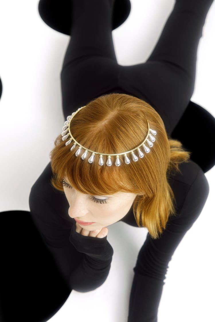 Tiara floral de margaritas