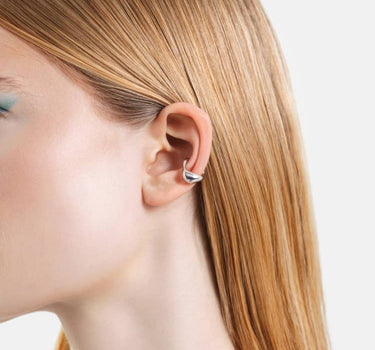 earcuff abombado tipo capucha de plata
