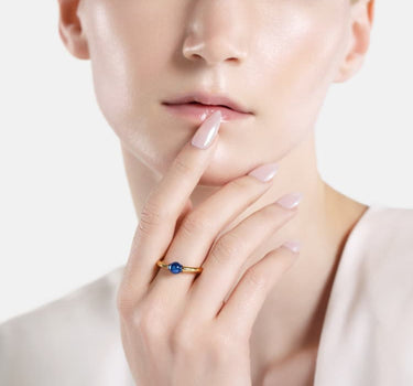 Anillo Casa Batlló en oro y azul