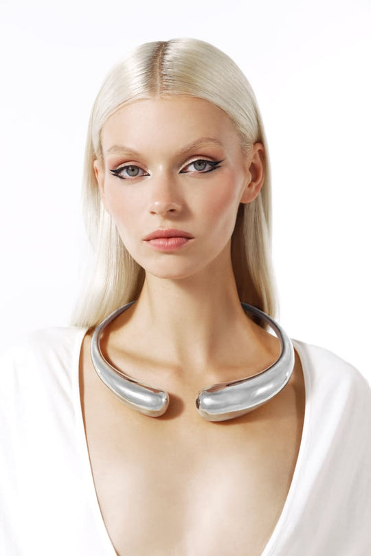 torque large necklace in silver