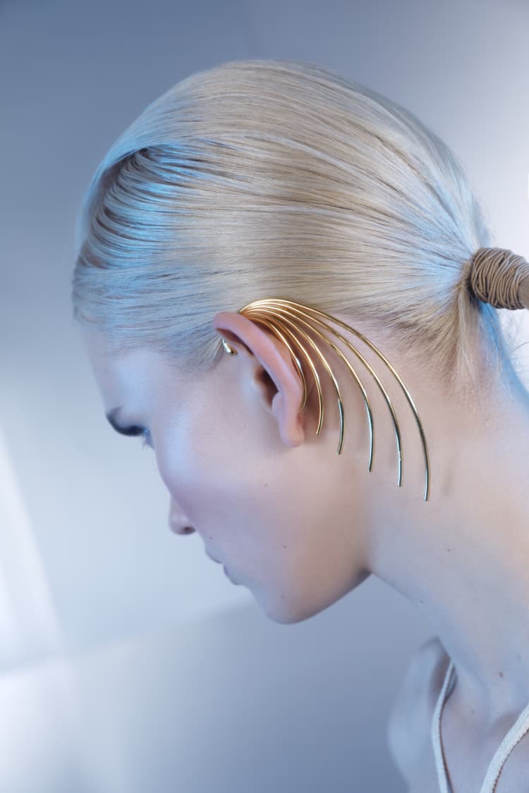 Ear cuff de oro envolvente