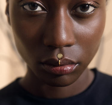Aro falso de oro para labio o nariz