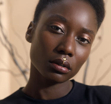 Aro falso de oro para labio o nariz