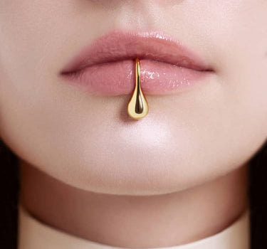 Drop Fake Lip Cuff - gold