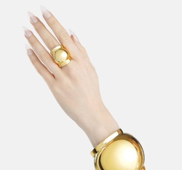 Casa Batlló ball bangle in gold