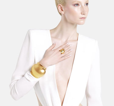 Casa Batlló ball bangle in gold