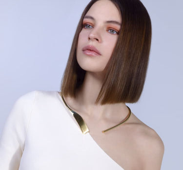 Open collar necklace in 18K gold finish