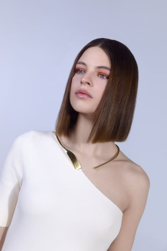 Open collar necklace in 18K gold finish