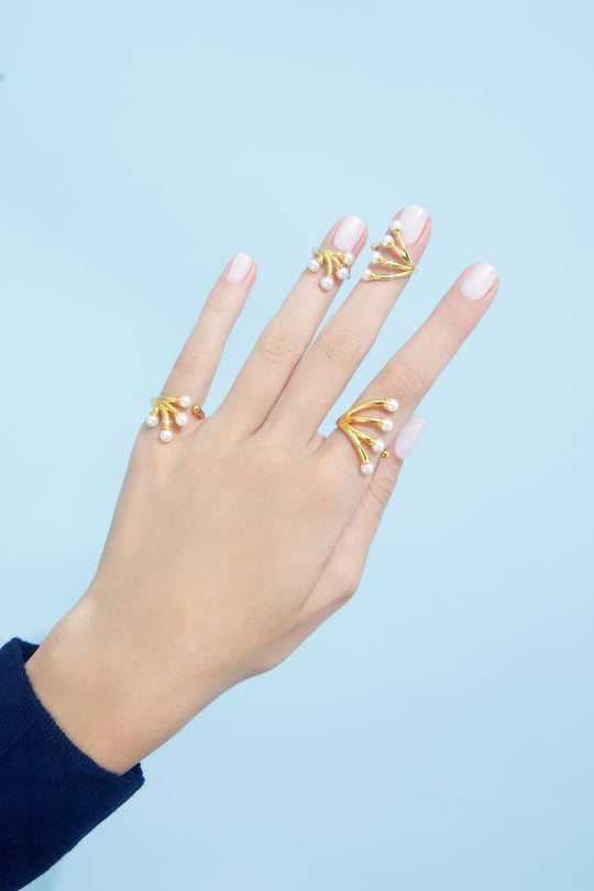 Buy 6 PCS Fashion Creative Glossy Golden Fingernails Rings Nail Cap Cover  Ring Opening Rings Decoration Jewelry for Women Lady Girls (Gold, 3.4cm x  1.2cm / 1.33in x 0.47in) at Amazon.in