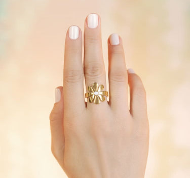 anillo floral oro