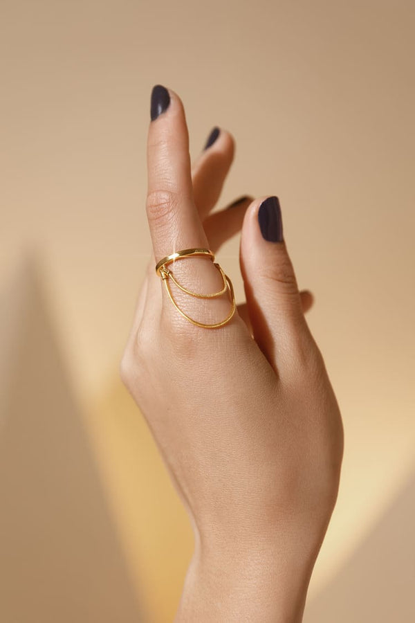 18K gold flow chain ring