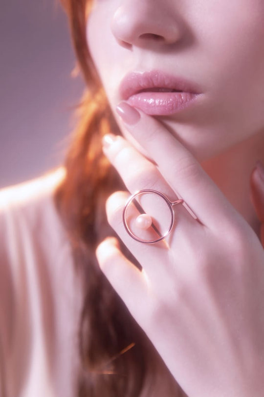Rose gold ring with pearl