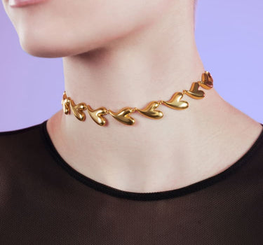 heart choker in gold