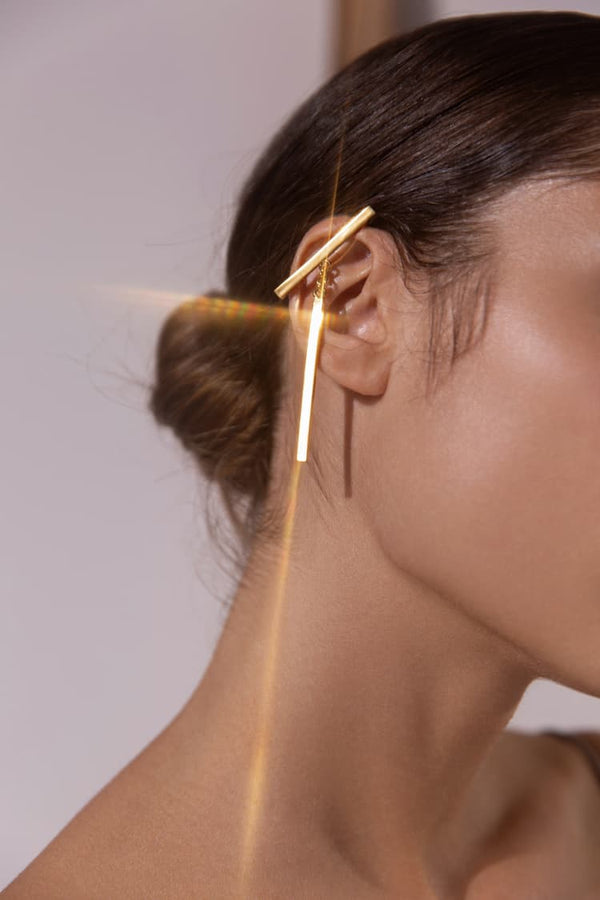 T shaped bar ear cuffs in gold
