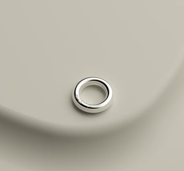 Simple ring in sterling silver 